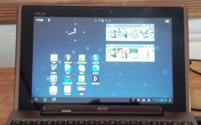 Front view of the Asus Eee Pad Transformer